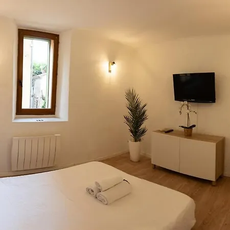 アパート Cosy Au Coeur De La Vieille D'antibes アンティーブ