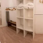 Апартаменты Appartement Cosy Au Coeur De La Vieille Ville D'Antibes *