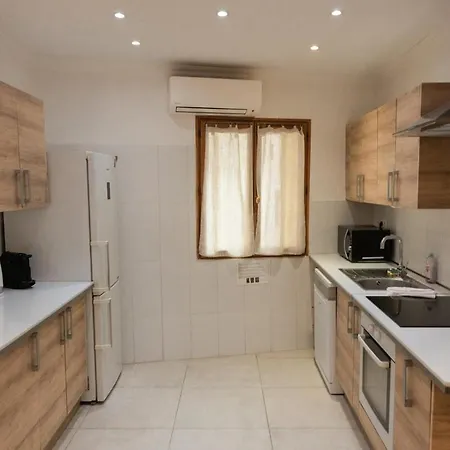 Appartement Cosy Au Coeur De La Vieille Ville D'Antibes * Антиб